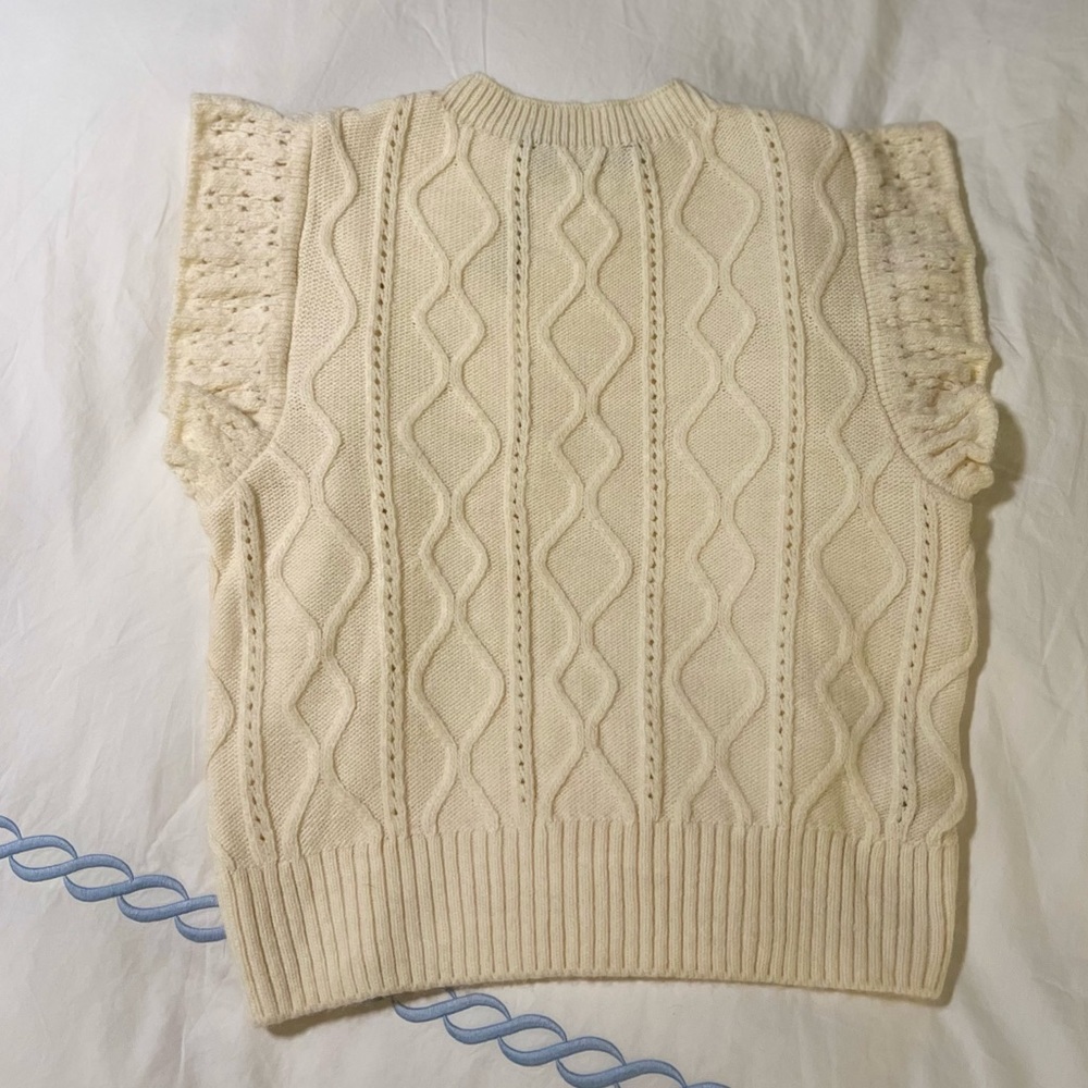 Mango Ruffled Sleeveless Sweater - Picture 5 of 6